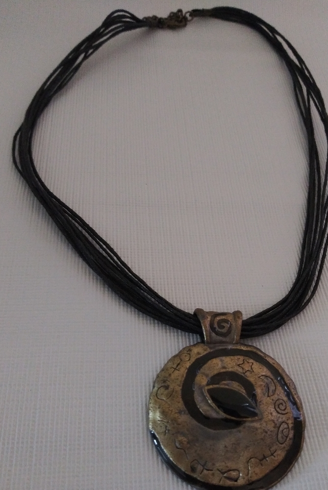 Rustic 9inch necklace - Picture 3 of 4
